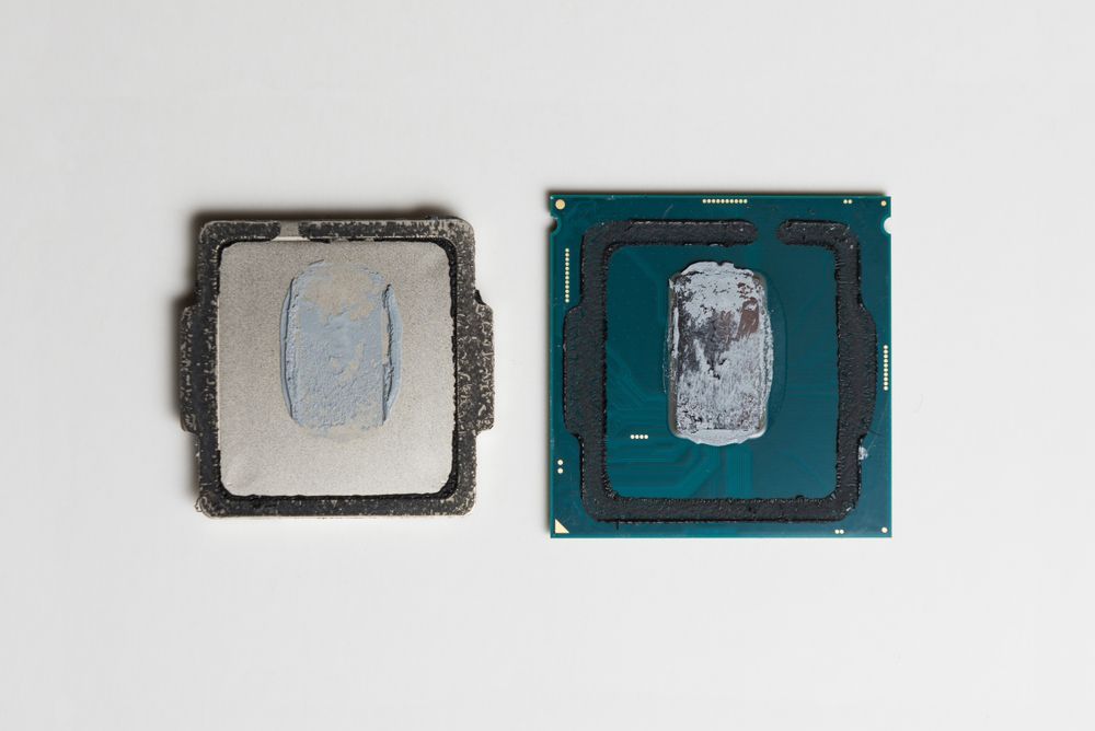 CPU with its heatspreader removed